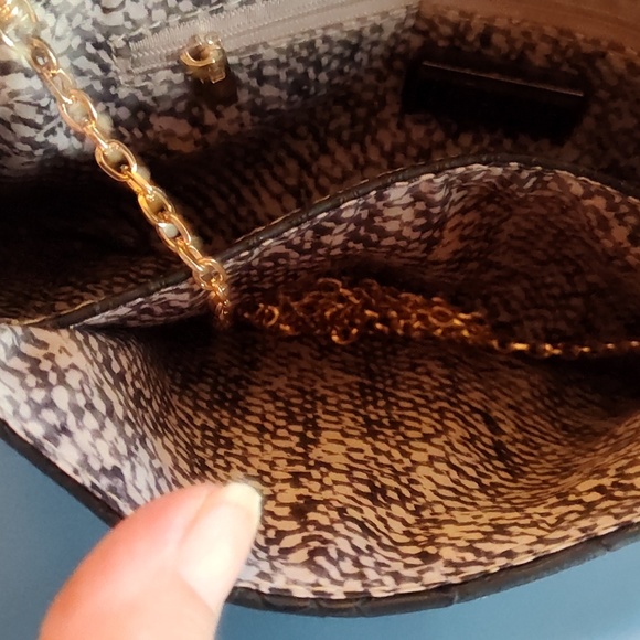 Handbag - Picture 2 of 3